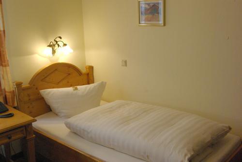 Hotel Am Suedring Memmingen Room photo