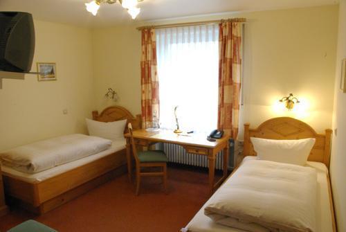 Hotel Am Suedring Memmingen Room photo